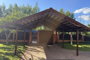 Двускатный навес из композитной металлочерепицы — фото 5